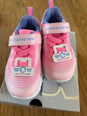 Skechers Toddler Size 7 Pink and Light Pink Adaptive Closure Sneakers